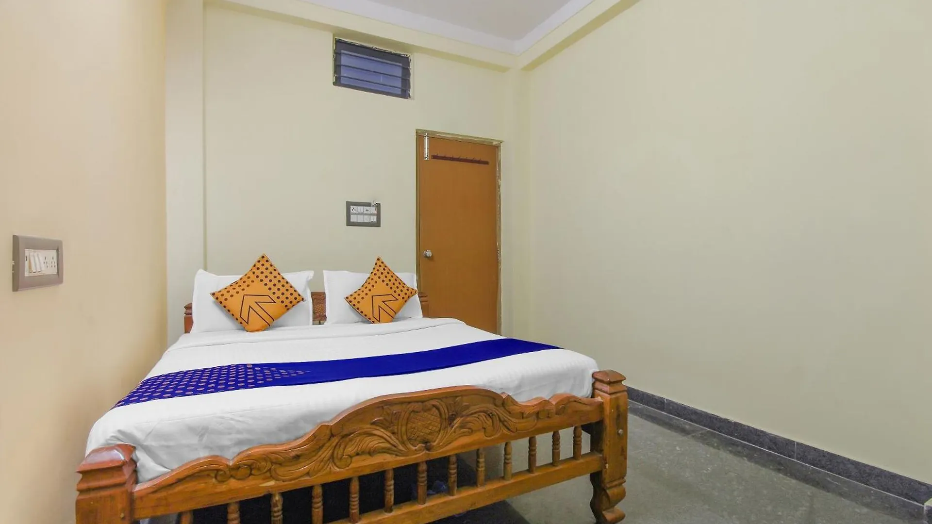 Hotel O H K Residency Mysore 2*,  India